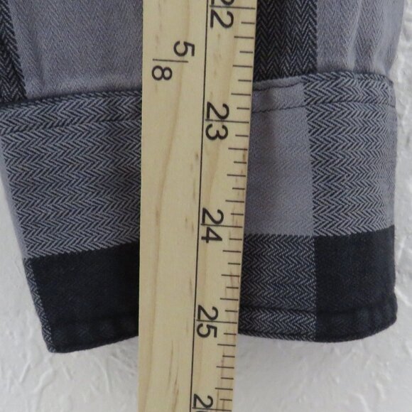 G.H.Bass Co.* Men's Long Sleeve Button Down Curved Hem Chest Pocket Shirt~ Large - Picture 10 of 12